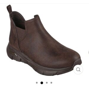Skechers Women’s Chelsea Boots